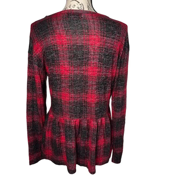 Maurices,M, plaid print ribbon accent, Henley peblum knit blouse NEW - Picture 2 of 6